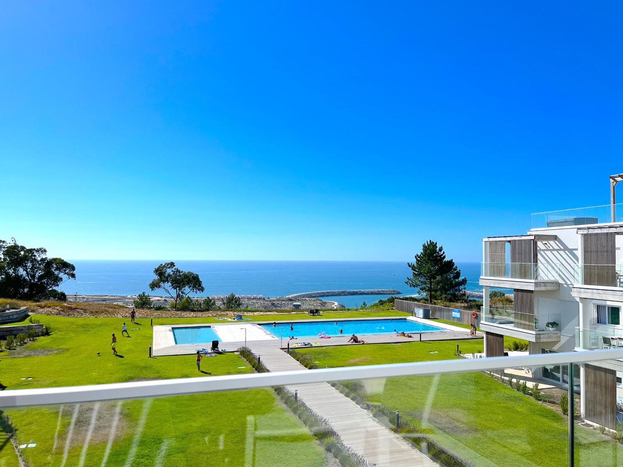 Mar A Vista - Condominium With Pool, Gym And Sea Views Nazare Exterior photo